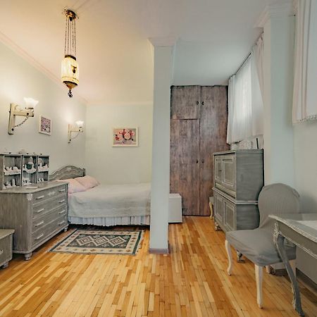 Guest House Tabukashvili 31 Tbilisi Exterior photo