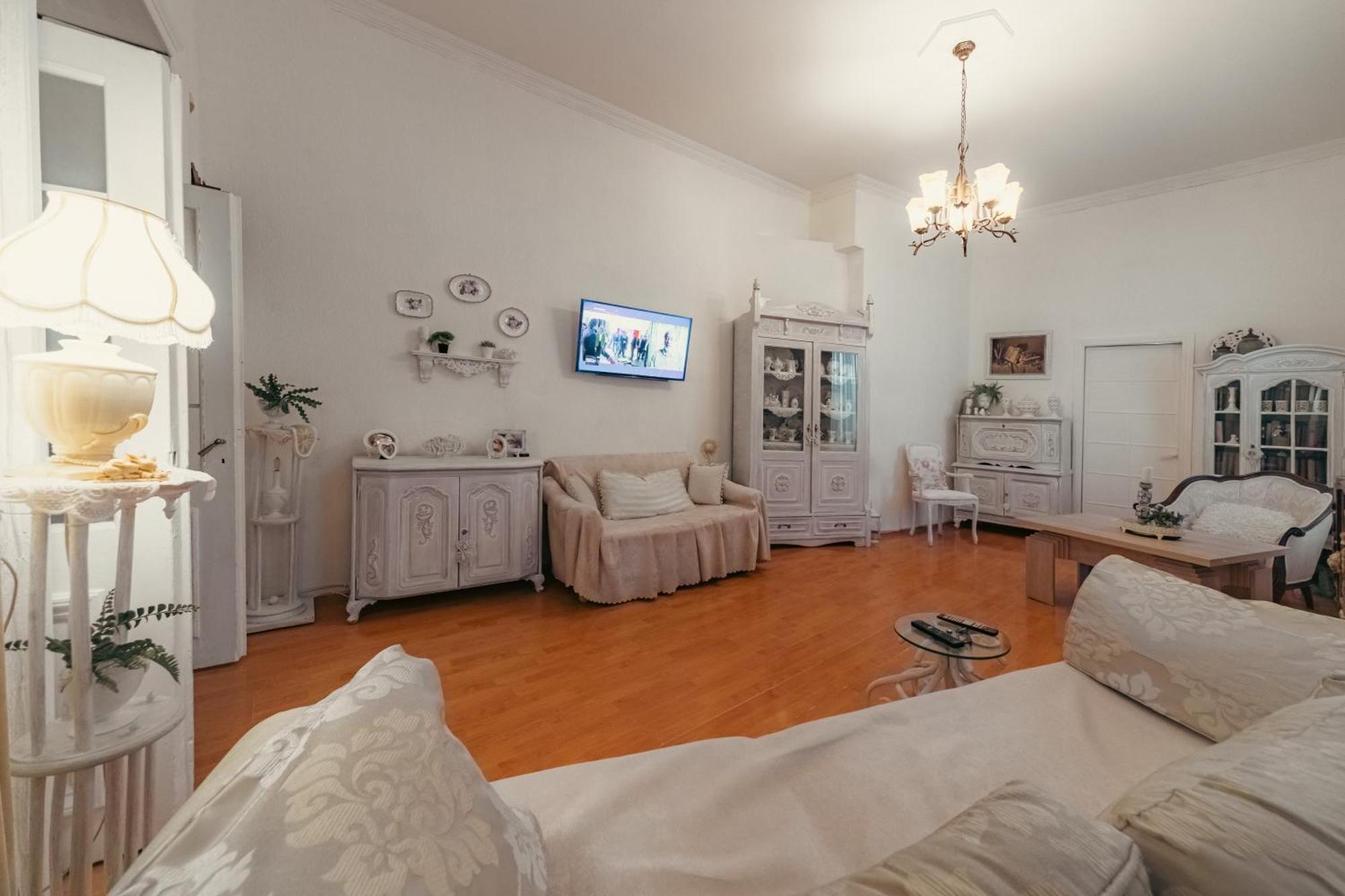 Guest House Tabukashvili 31 Tbilisi Exterior photo