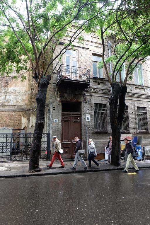 Guest House Tabukashvili 31 Tbilisi Exterior photo